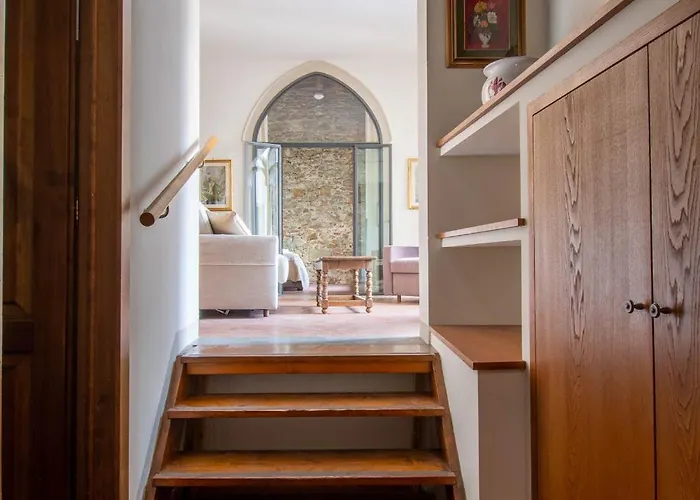 Unique With Private Terrace And Gothic Details شقة فلورنس