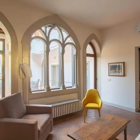 Apartment Unique With Private Terrace And Gothic Details *